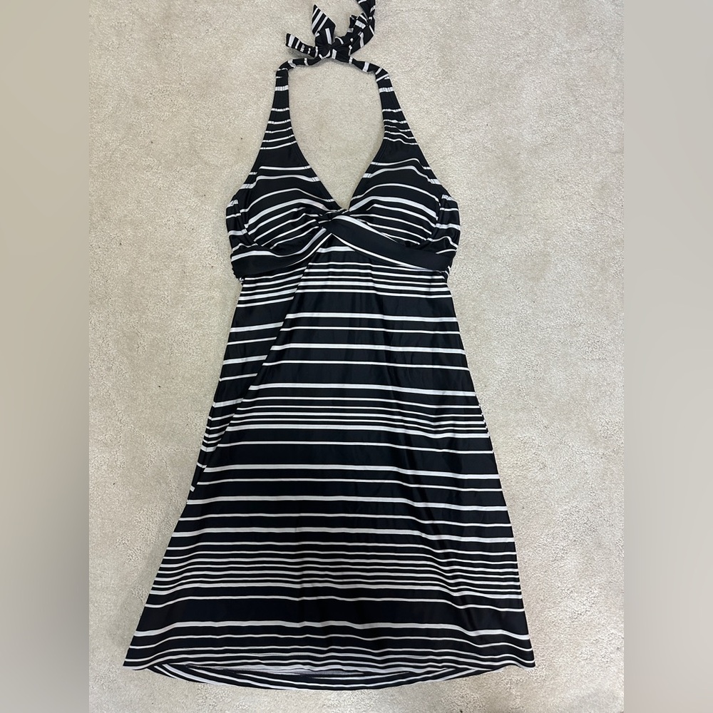 Athleta Halter Swim Dress Swimsuit Bathing Suit Active Tennis Classic Summer